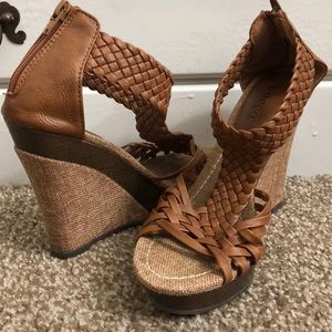 Bucco “Alamea Wedge Sandal”